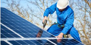 Installation Maintenance Panneaux Solaires Photovoltaïques à Lepinas